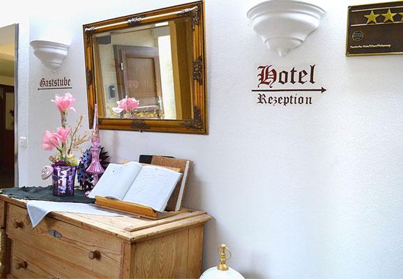 Gasthof Hotel Zur Post Inh. Andreas Pfeiffer, Bahnhofstrasse 22-26 in Kiefersfelden