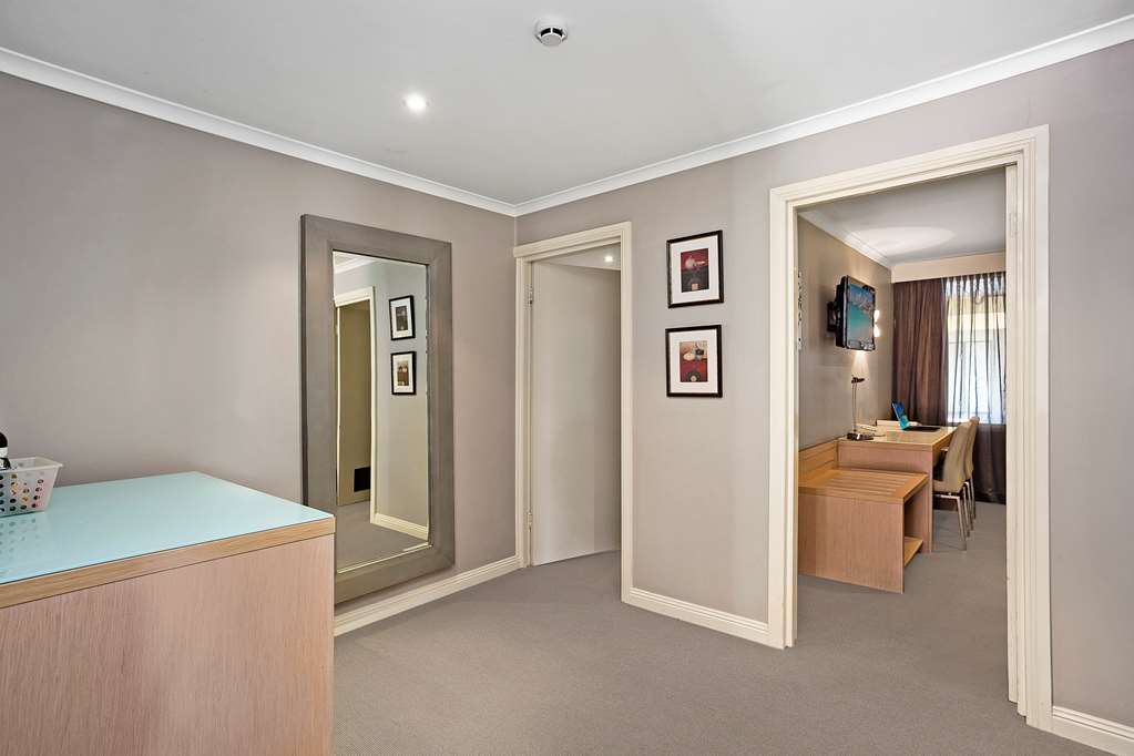 Images Best Western Sanctuary Inn