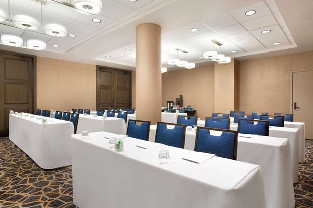 Images Embassy Suites by Hilton San Antonio Airport