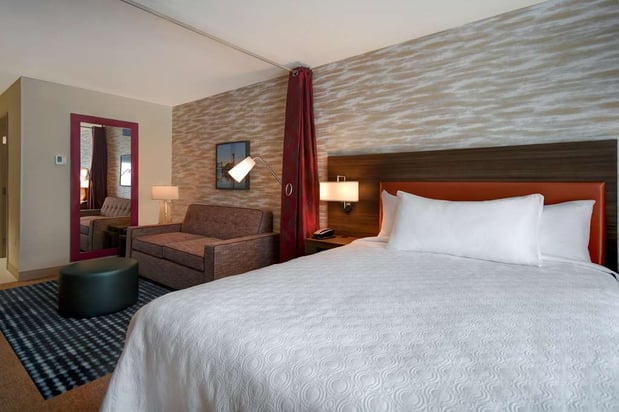 Images Home2 Suites by Hilton Wichita Downtown Delano