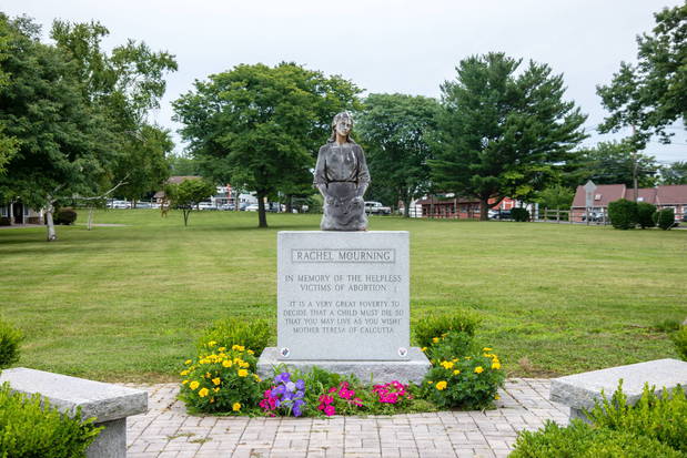 Images Sacred Heart Cemetery