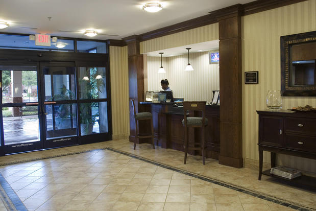 Images Staybridge Suites Memphis-Poplar Ave East, an IHG Hotel