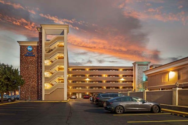 Images Best Western Mill River Manor