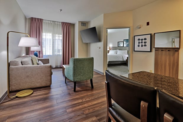 Images Staybridge Suites Albuquerque - Airport by IHG
