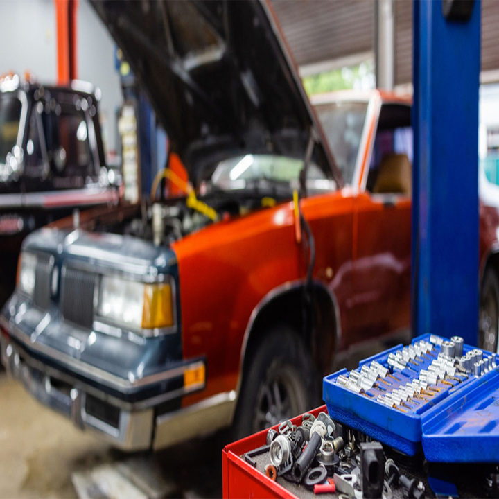 Images Skip's Automotive