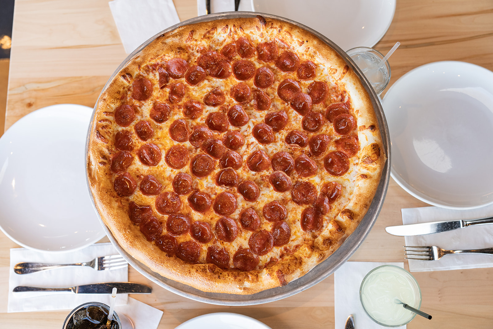 Dewey's Pizza - Cleveland Heights