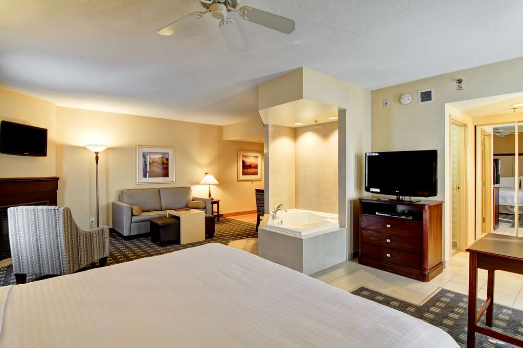 Homewood Suites by Hilton Toronto-Mississauga in Mississauga: Guest room bath