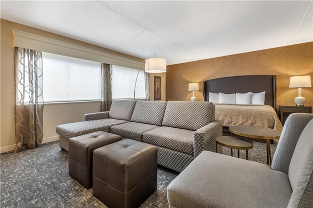 Images Best Western Plus The Normandy Inn & Suites