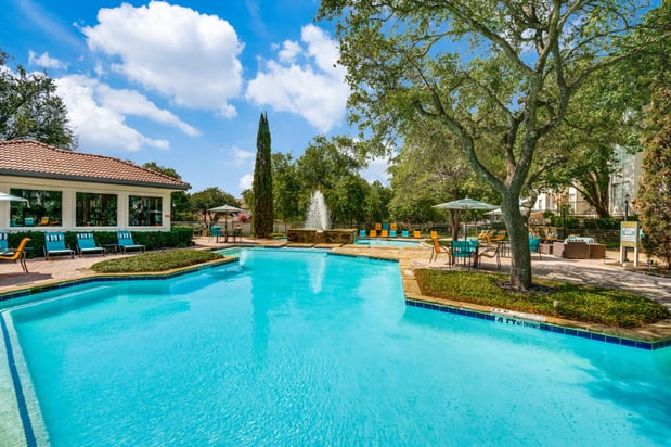 Images Estates at Las Colinas