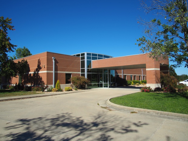 Images Jones Eye Center