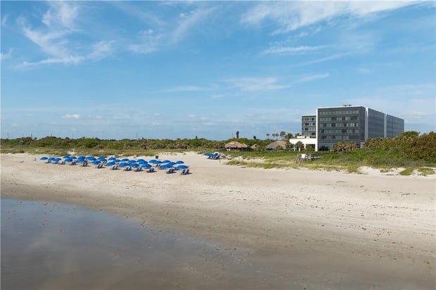 Images Hilton Cocoa Beach Oceanfront