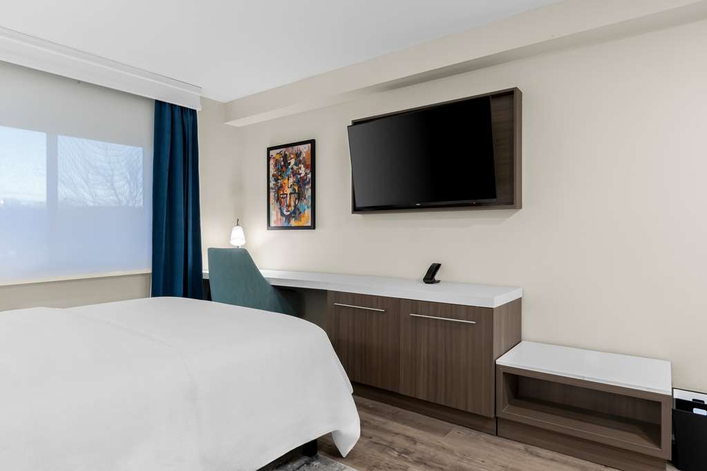Queen Studio Suite