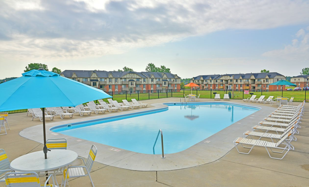 Images Grand Bend Club Apartments