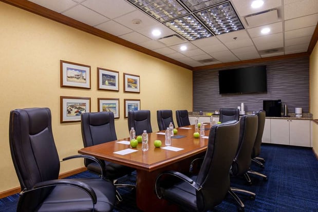 Images Hampton Inn & Suites Jacksonville Deerwood Park