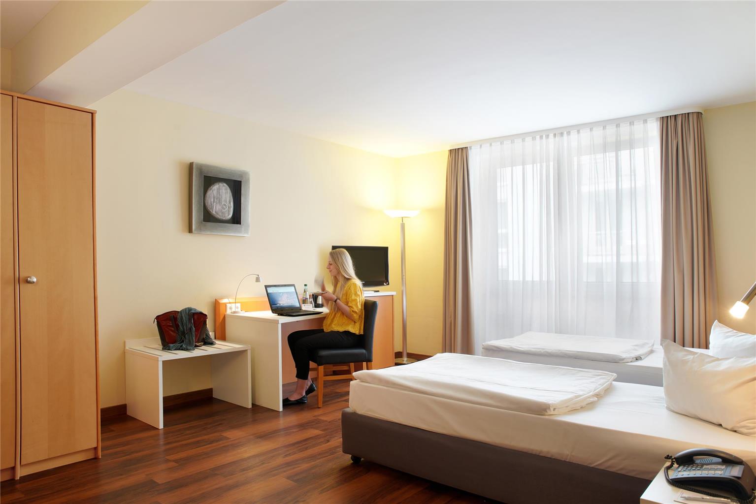 Best Western Macrander Hotel Dresden, Buchenstr, 10 in Dresden