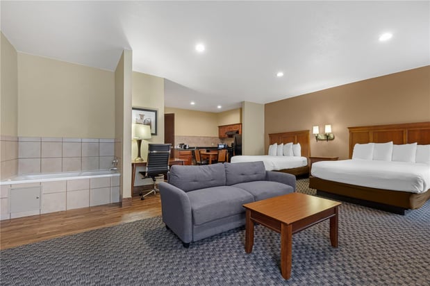 Images Best Western Plus Shamrock Inn & Suites