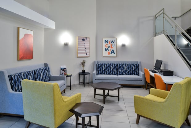 Images Holiday Inn Express Lewisburg/New Columbia by IHG
