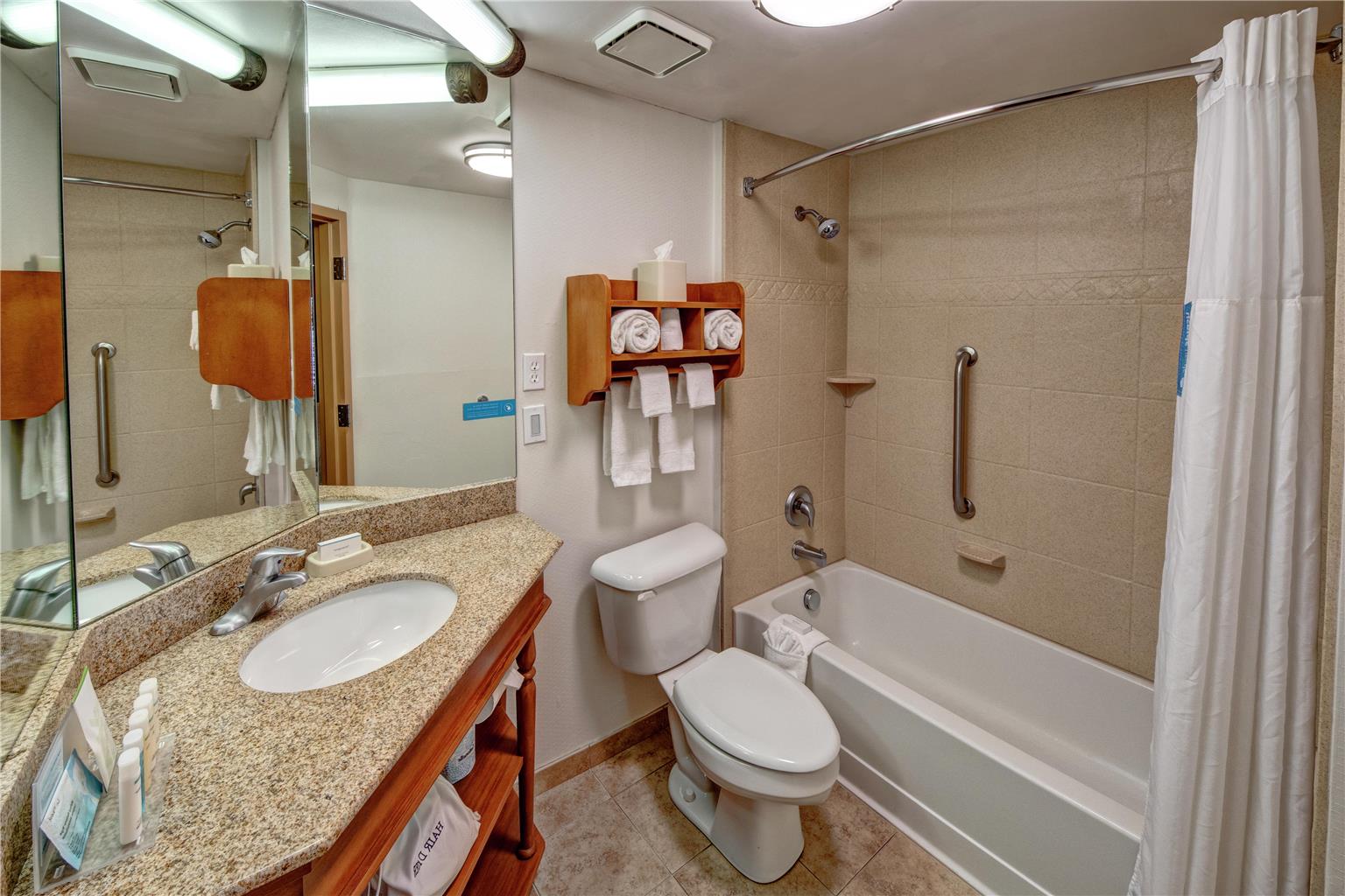 Guest room bath