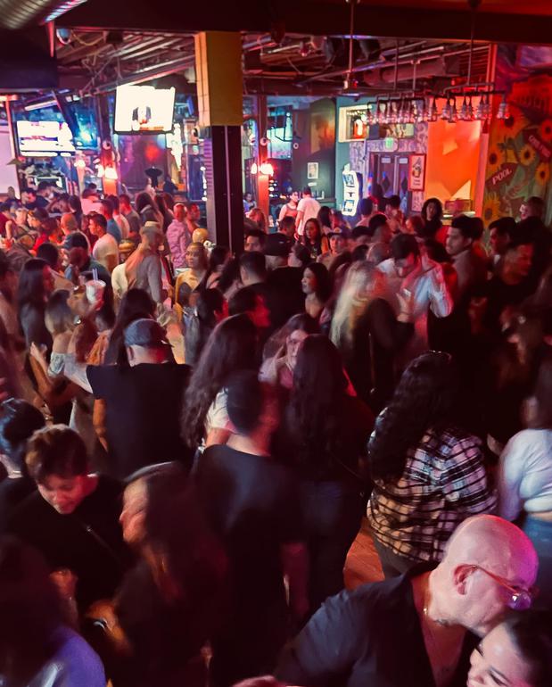 Images Vinnie's Bar & Grill