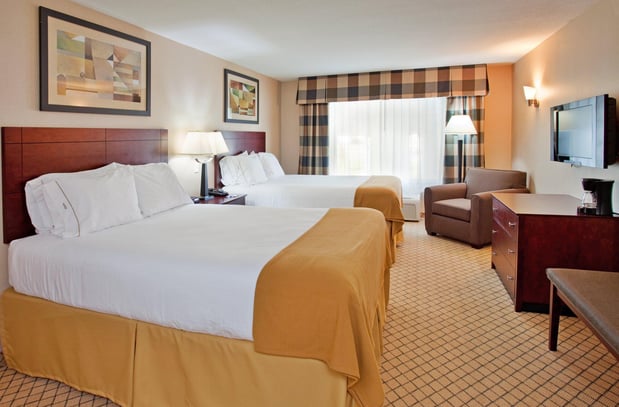 Images Holiday Inn Express & Suites Wichita Airport by IHG