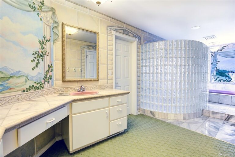 Images Spectrum Real Estate Services - Senior Solutions