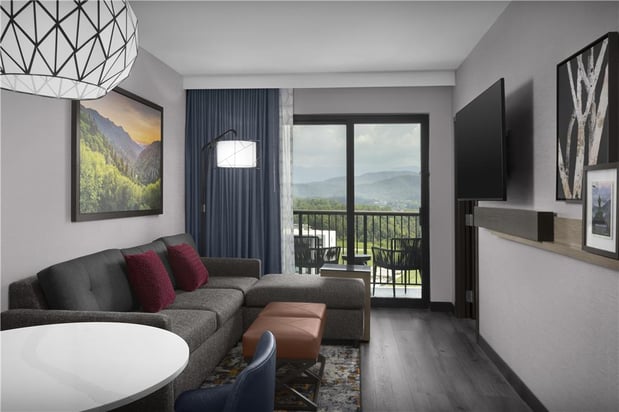 Images Embassy Suites by Hilton Pigeon Forge Resort