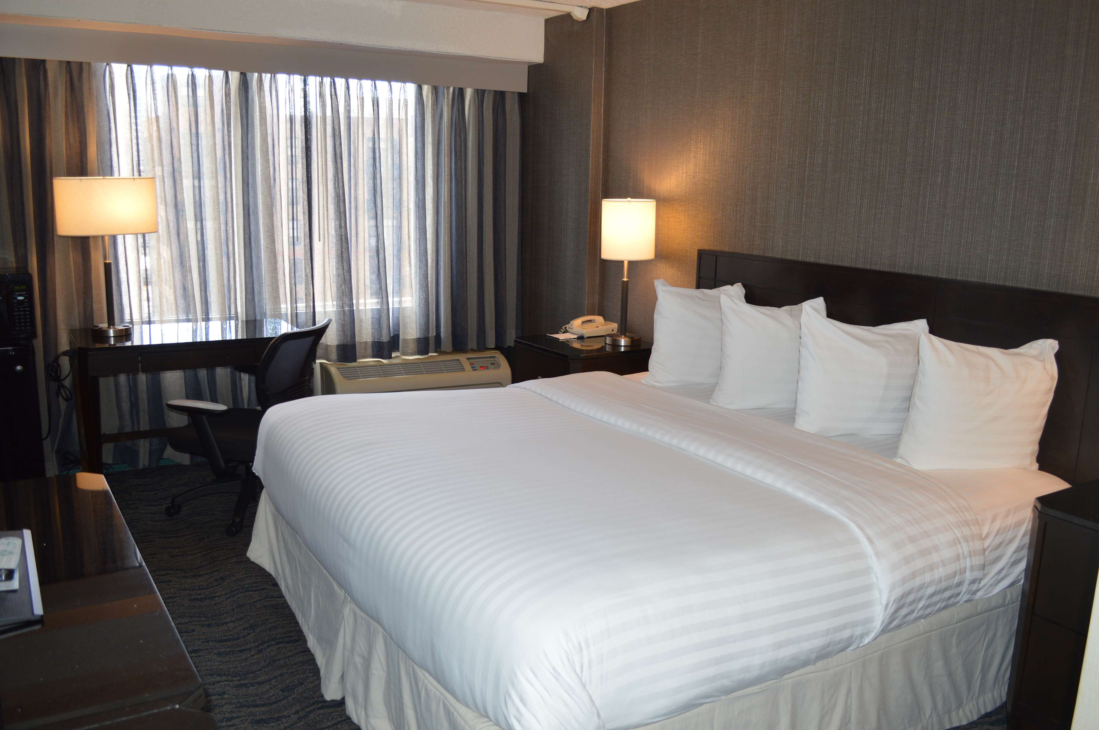 Best Western Grant Park Hotel, 1100 S Michigan Ave, Chicago, IL, Hotels ...