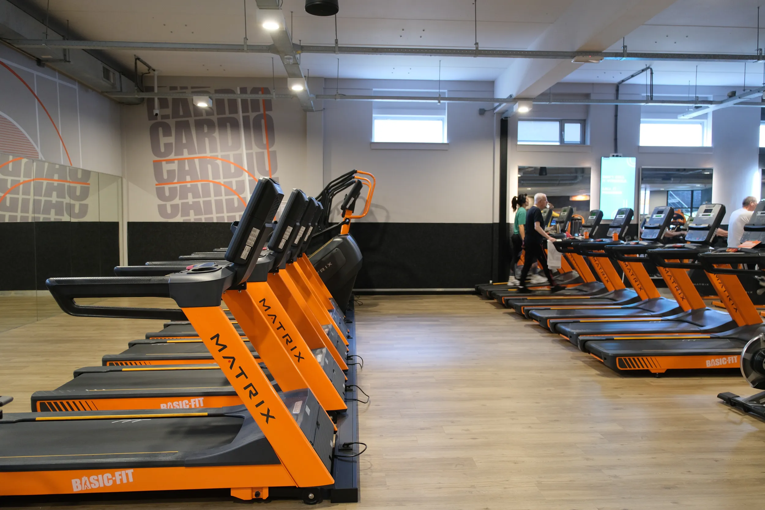 Foto's Basic-Fit 24/7