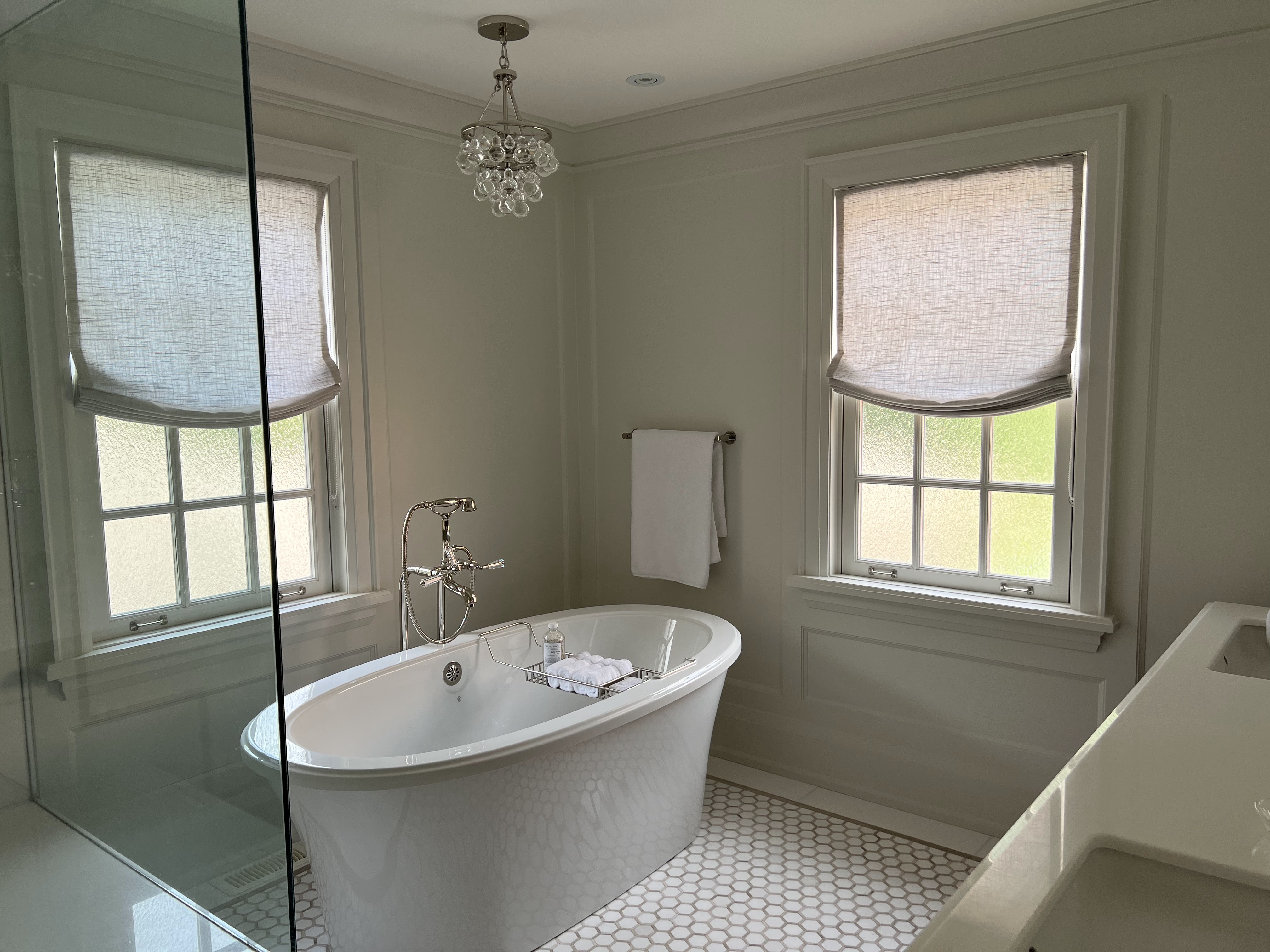 Images Maple Drapery & Carpet Ltd.