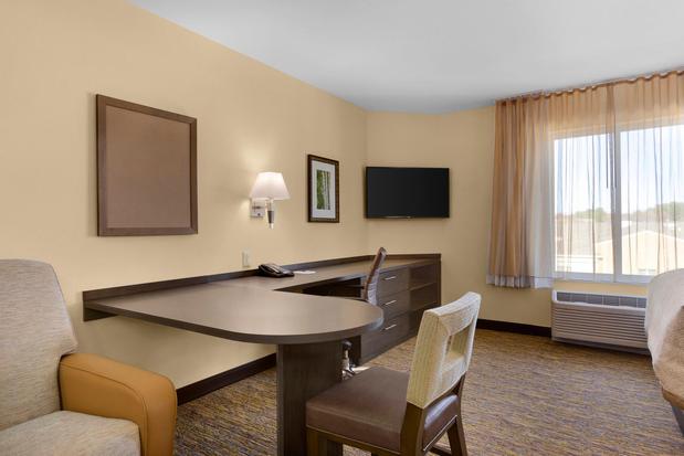 Images Candlewood Suites Vestal - Binghamton, an IHG Hotel