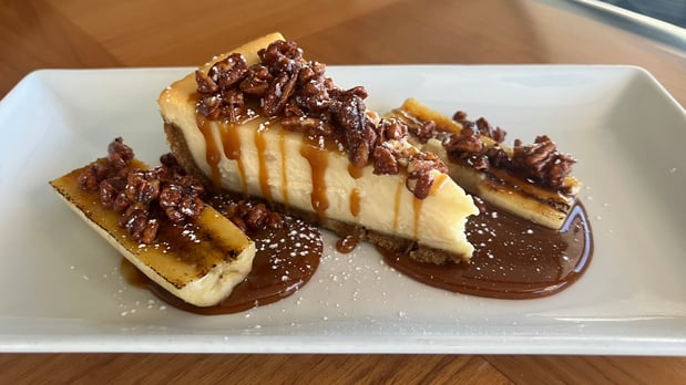 Images Windrose Marker 26 Lakeside Dining