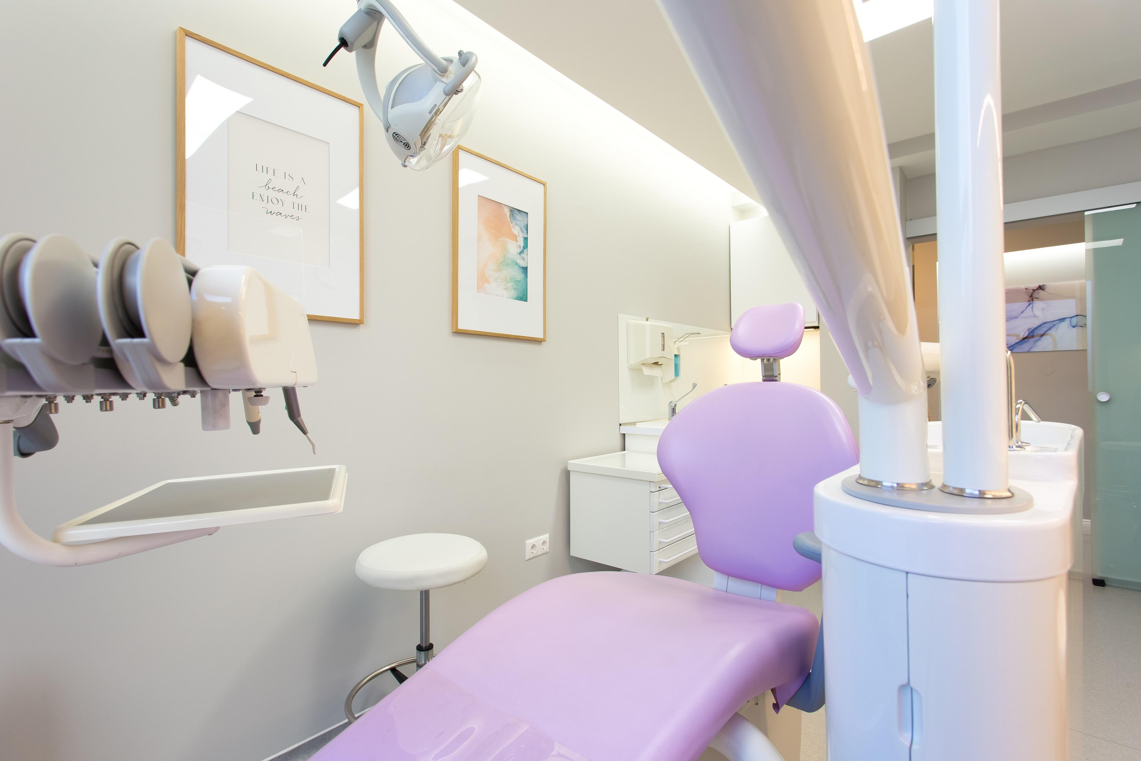 Images Angyalföld Dental Fogászat Panoráma röntgen Fogorvosi rendelő 13 kerület