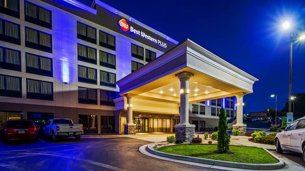 Images Best Western Plus Hanes Mall Hotel
