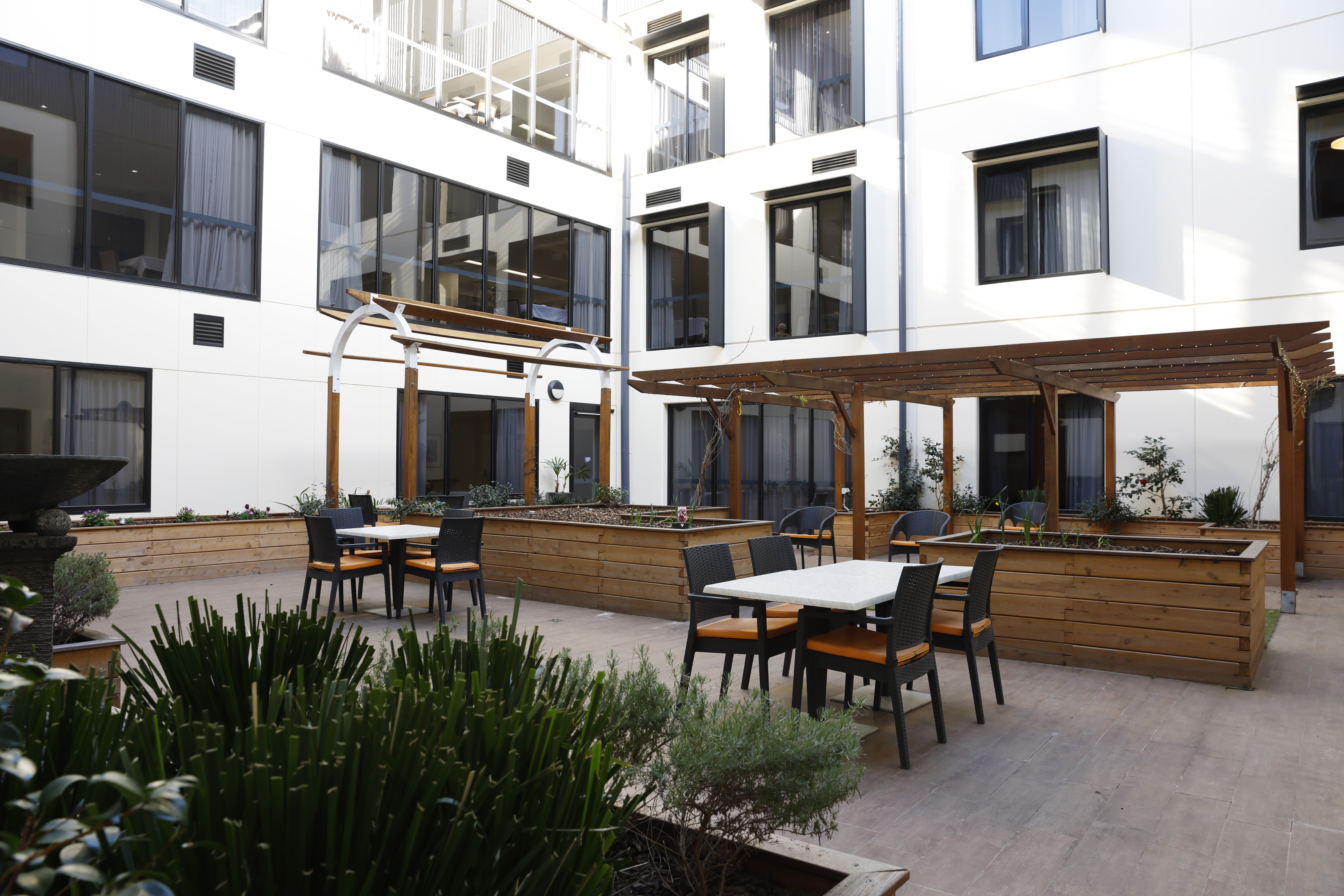 Images Uniting AgeWell Hawthorn Community