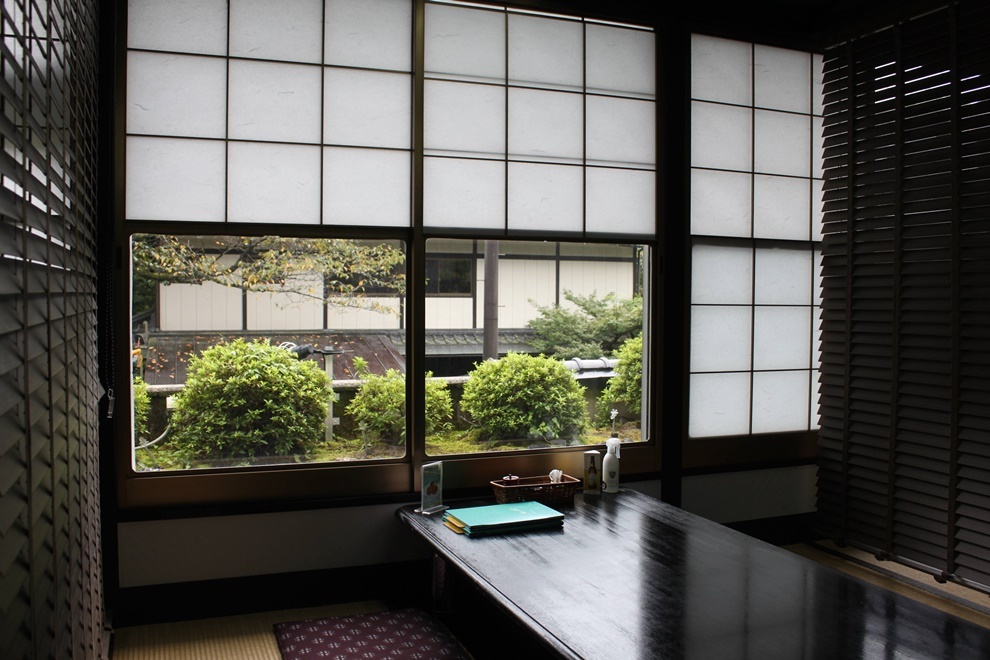 Images 逢坂山かねよ 本店