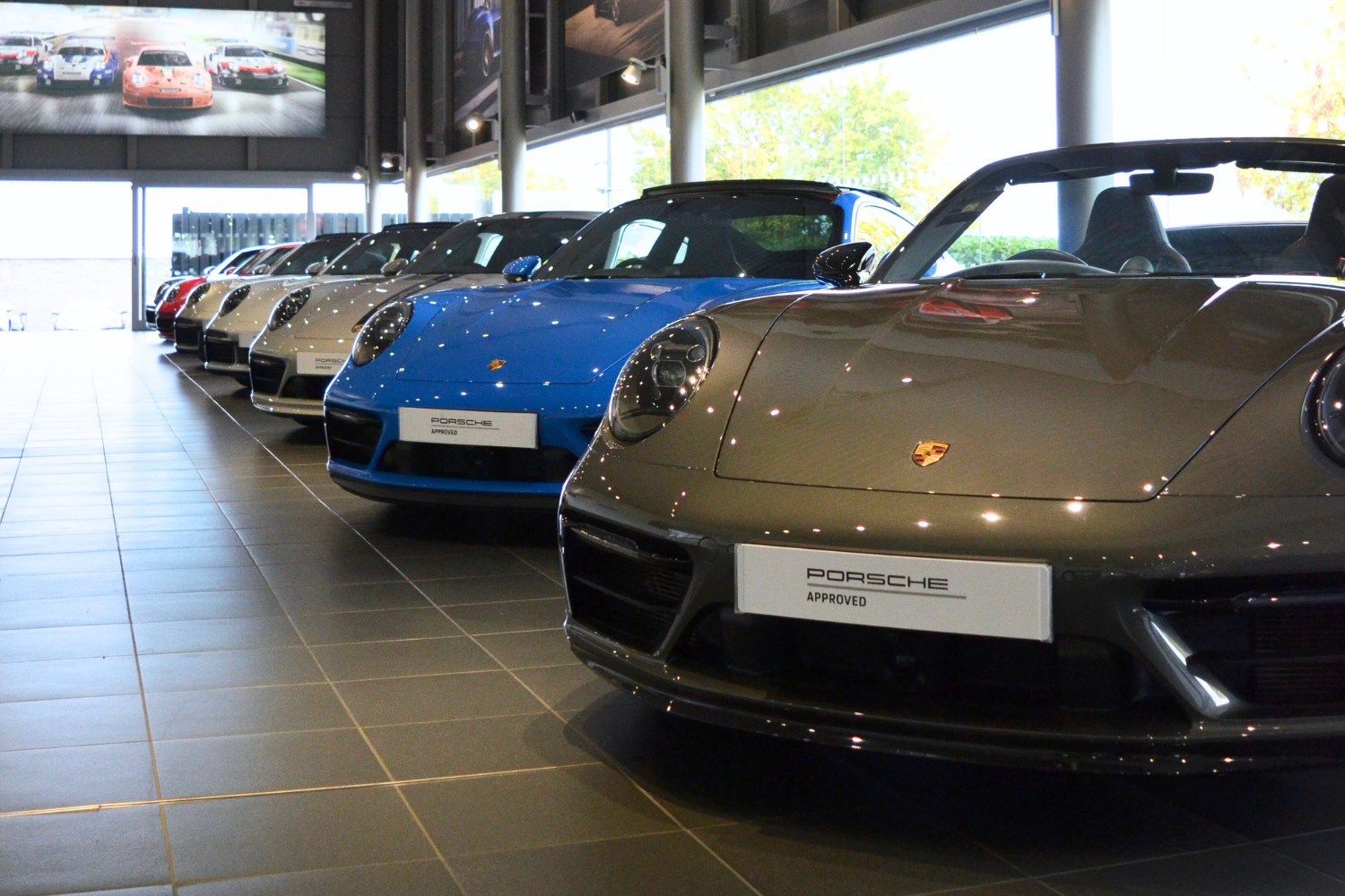 Images Porsche Centre Leicester