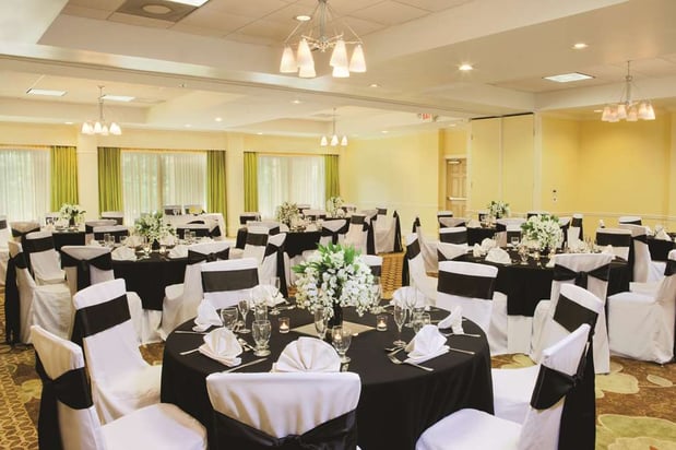 Images DoubleTree Suites by Hilton at The Battery Atlanta