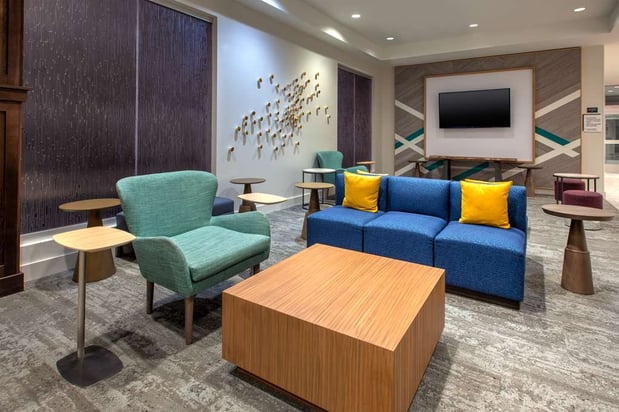 Images Hilton Garden Inn Columbus Easton