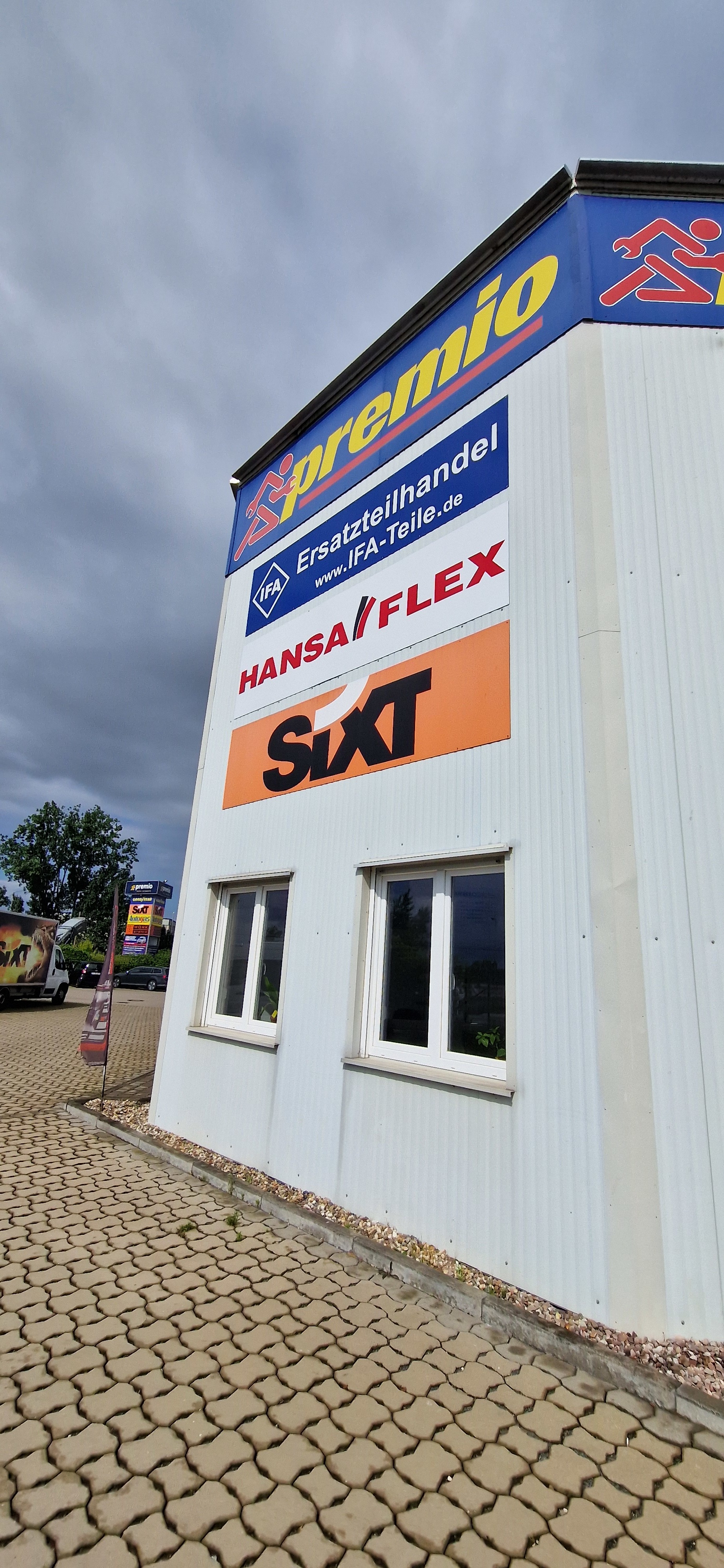 SIXT Autovermietung Ludwigsfelde, Am Birkengrund 21 in Ludwigsfelde