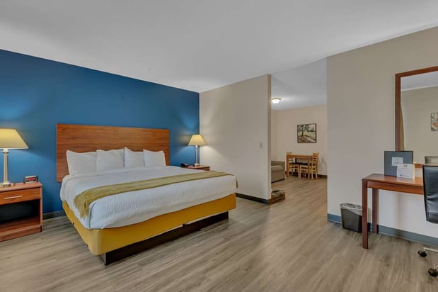Images SureStay by Best Western Spicer