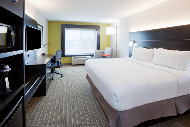 Images Holiday Inn Express & Suites Deadwood-Gold Dust Casino, an IHG Hotel