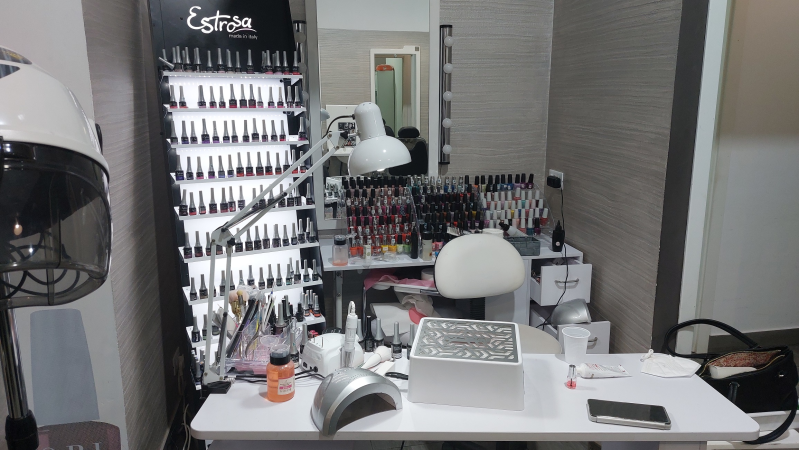 Images The Phoenix Hair & Beauty di Roberta Burgio