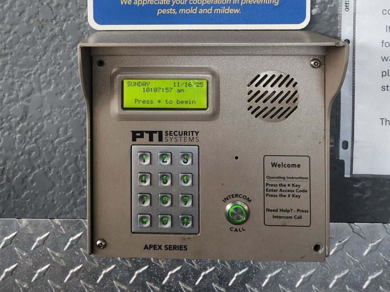 Images Extra Space Storage