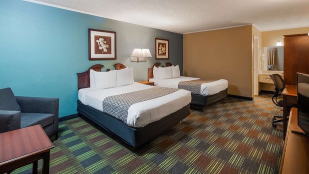 Images SureStay by Best Western Cameron