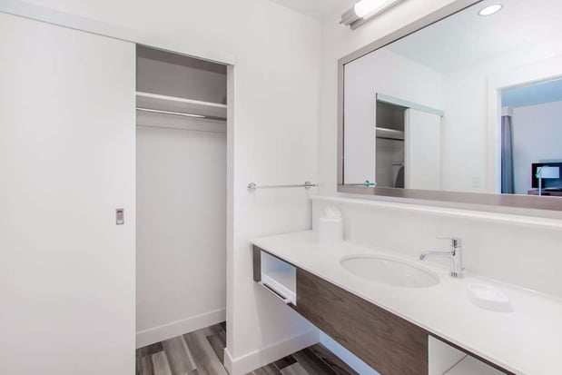 Images Hampton Inn & Suites Panama City Beach-Beachfront