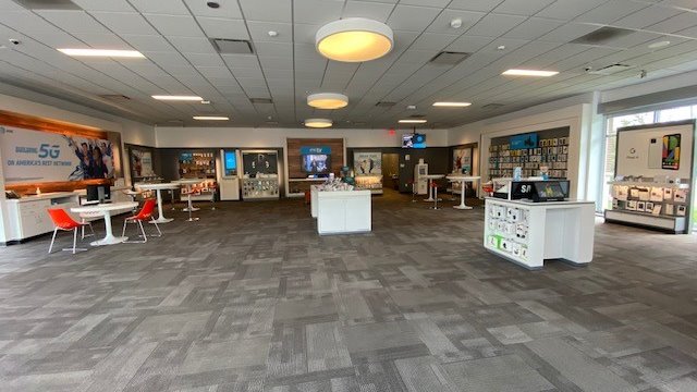 AT&T Store Photo