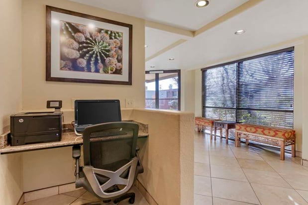 Images Best Western Desert Inn