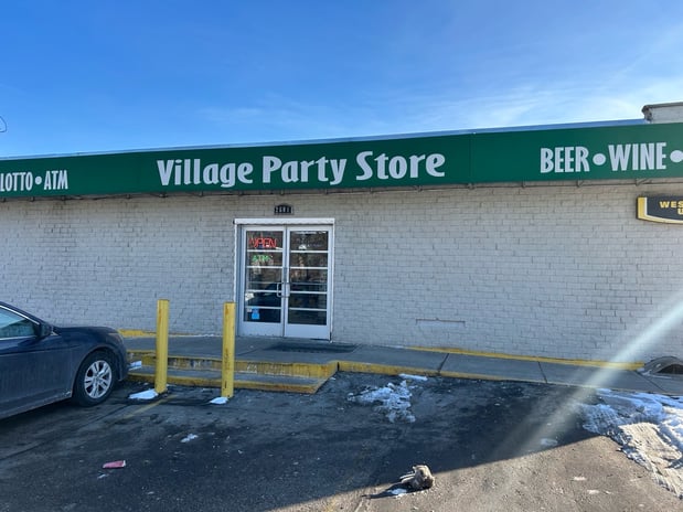 Images CoinFlip Bitcoin ATM - Village Party Store (Lansing)