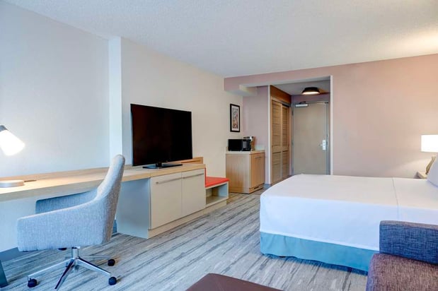 Images Hilton Garden Inn Anaheim/Garden Grove