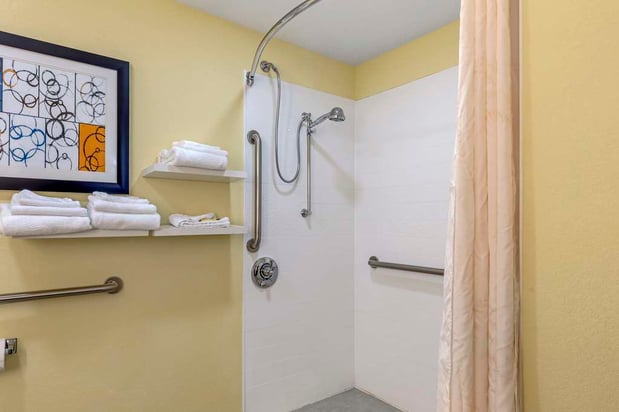 Images Best Western Plus North Shore Hotel